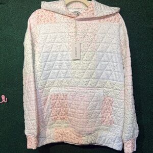 784 NWOT Quilted Hoodie